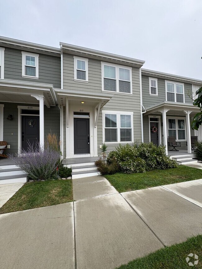 Building Photo - 2 Bedroom 2.5 Bathroom Duplex in the Annaf...