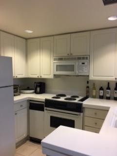 Building Photo - 1301 Cabrillo Ave