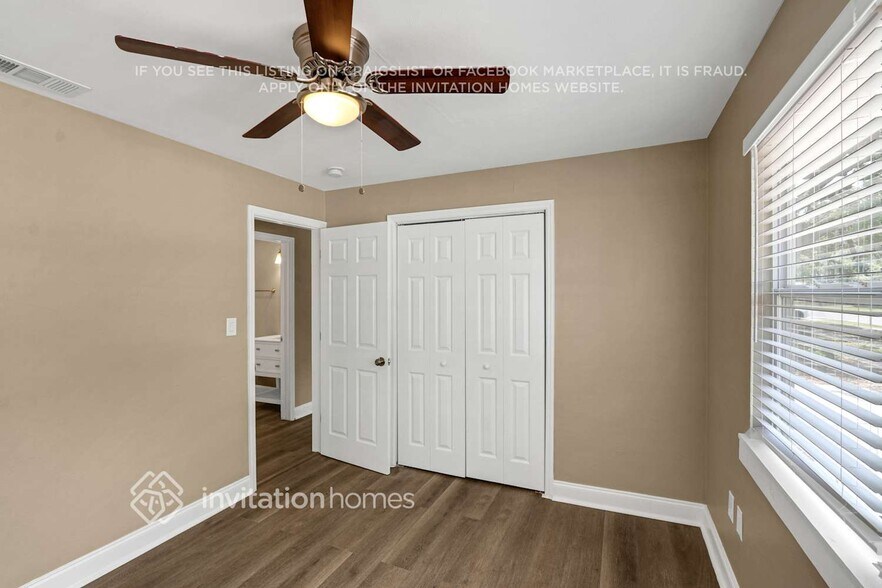 Building Photo - 424 4th St NW