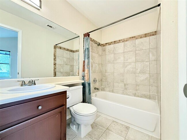 Building Photo - 11901 Swearingen Dr