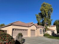 Building Photo - 8774 W Lane Ave