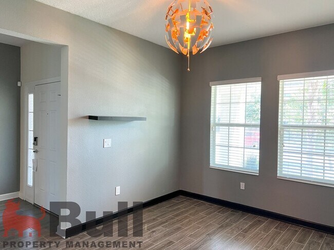 Building Photo - 10881 Longleaf Woods Dr