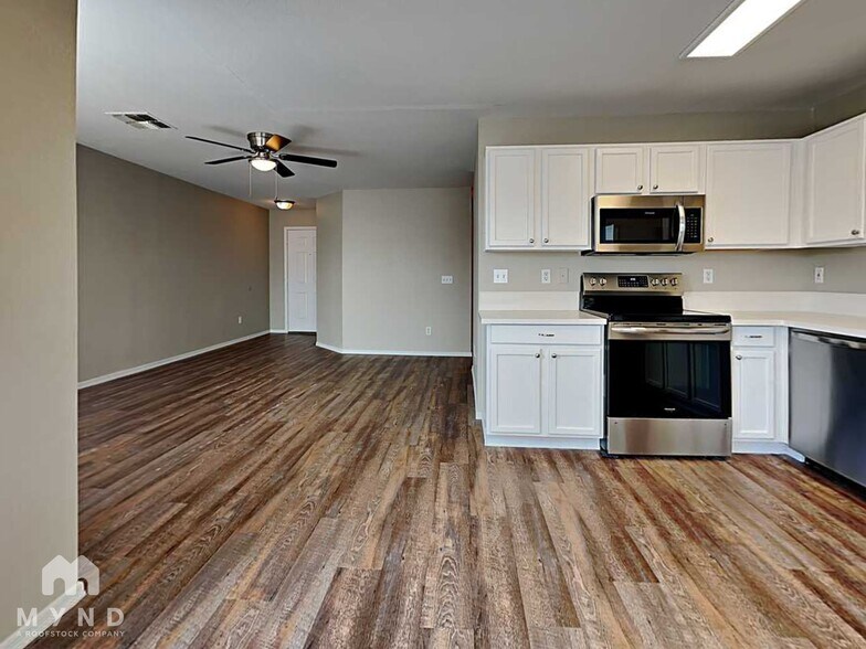 Building Photo - 3517 S Bowman Rd