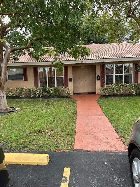 Building Photo - 7950 NW 37th Dr