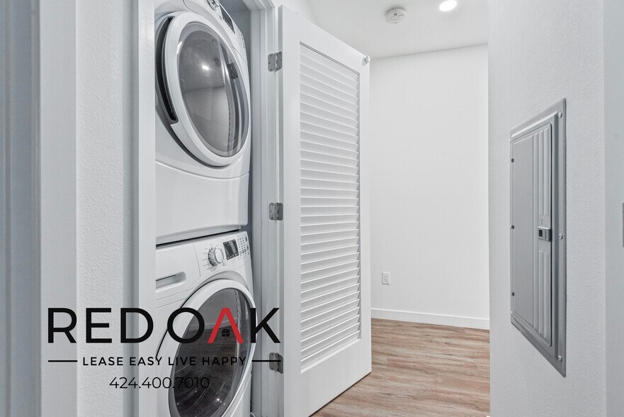 Building Photo - 2409 Griffith Park Blvd