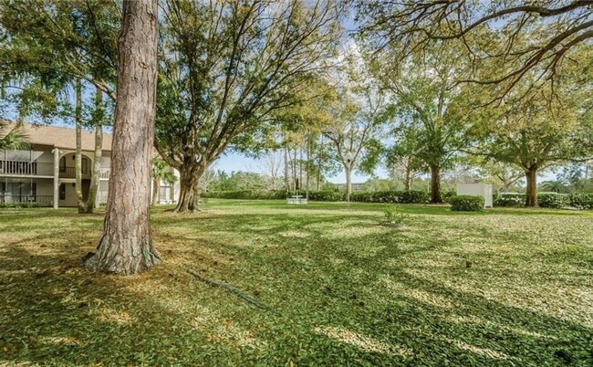 Building Photo - Remodeled 2BD/2BTH Condo Palm Harbor Condo...