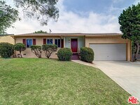 Building Photo - 8716 Bleriot Ave