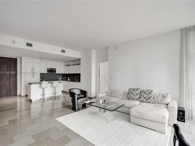 Building Photo - 88 SW 7th St