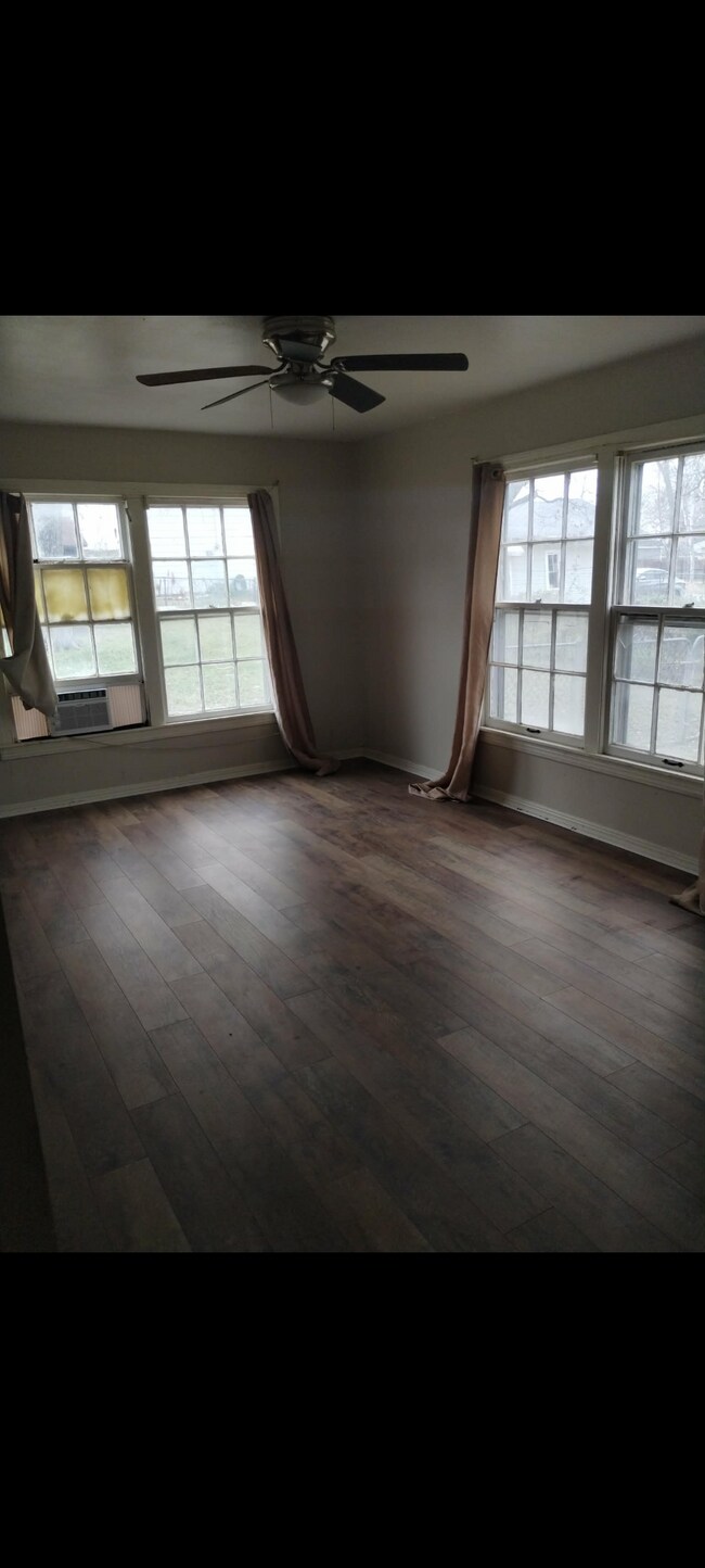 Building Photo - 207 N Highland Ave