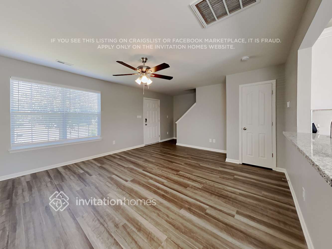 Building Photo - 15249 Pangborn Pl