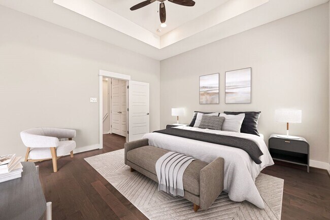 Building Photo - 2010 St Charles St