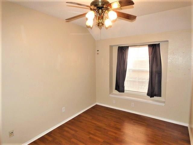 Building Photo - KELLER ISD!!! 3/2/2 IN ESTABLISHED NEIGHBORHOOD.