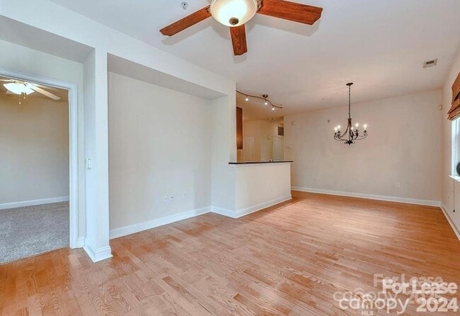 Building Photo - 1308 Kenilworth Ave