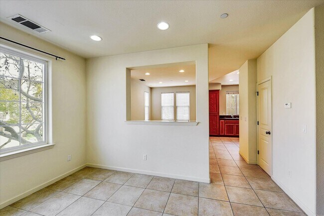 Building Photo - PRIME CORNER HOME NEAR TRAILS LIGHT-FILLED...