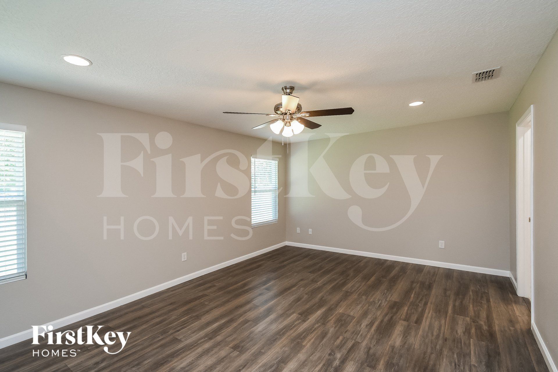 Building Photo - 9729 Kline Rd