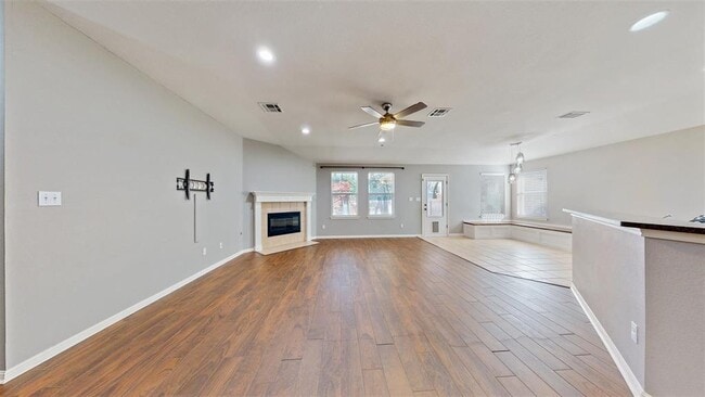 Building Photo - 221 Creek Ridge Ln