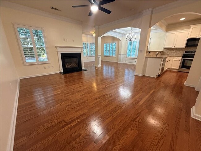 Building Photo - 5475 Donehoo Ct