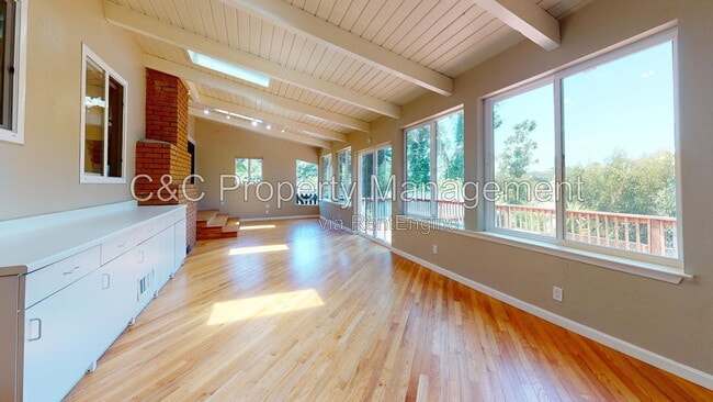 Building Photo - 25 Ralston Dr