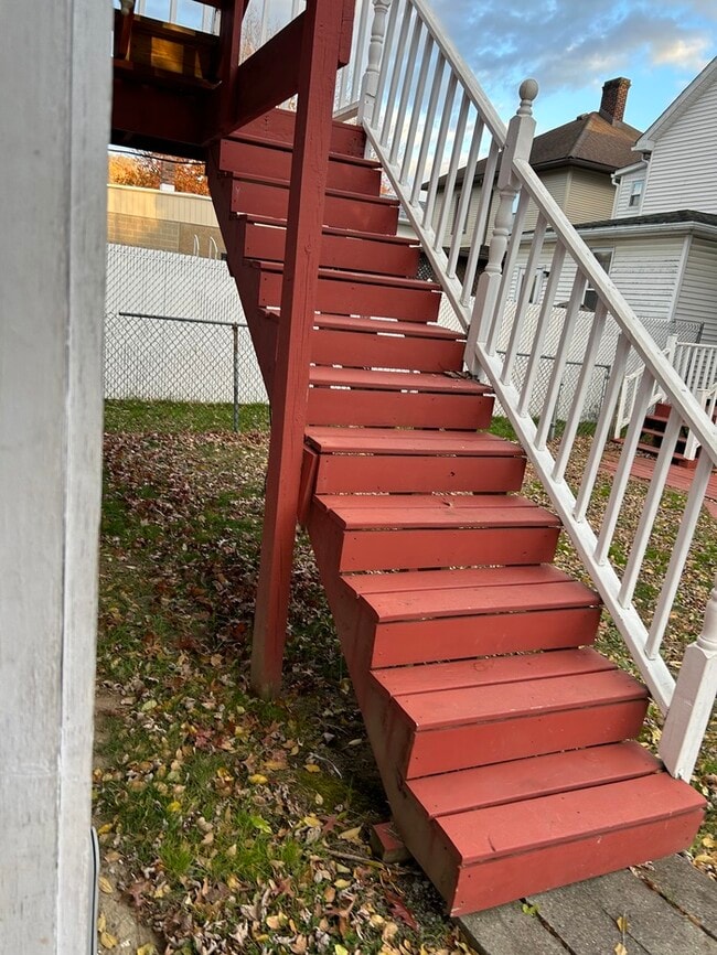 Building Photo - 1910 1st St