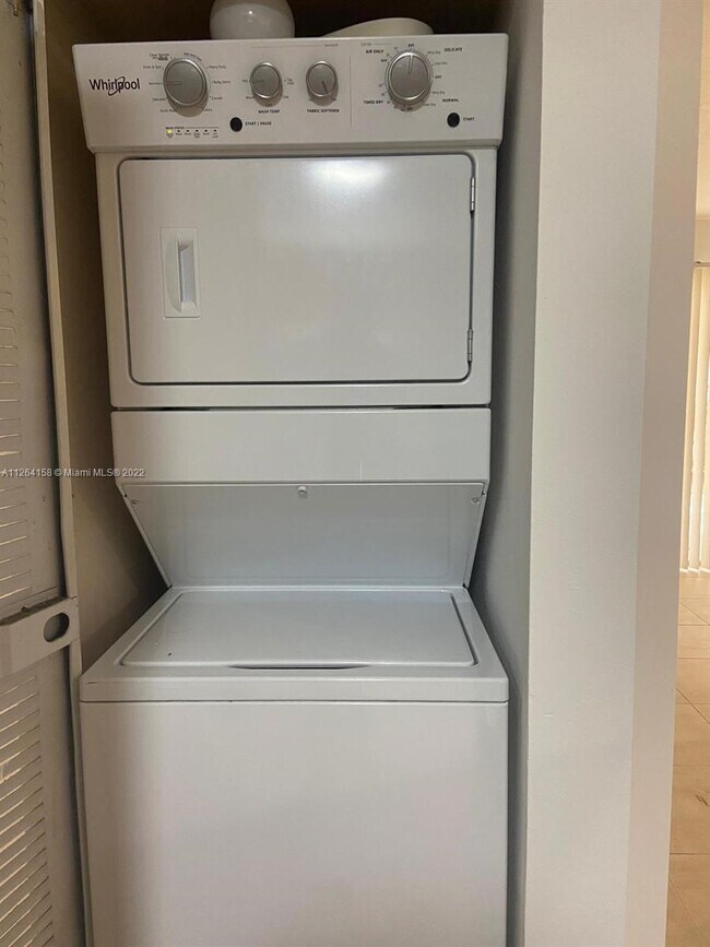 Building Photo - 17602 NW 25th Ave