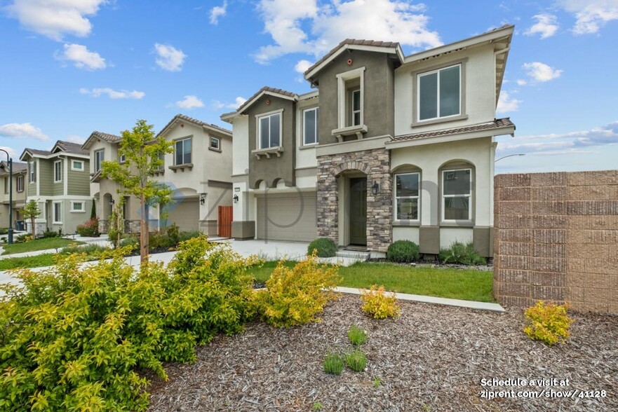 Building Photo - 4776 Opus Cir