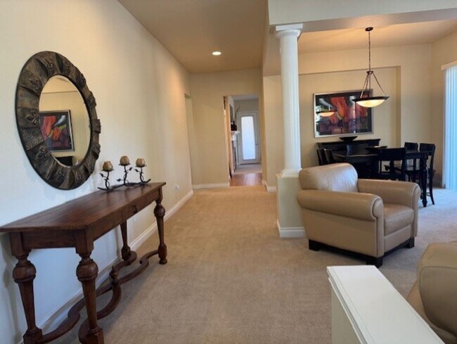 Building Photo - Fully Furnished Home