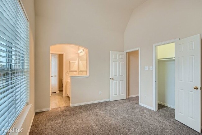 Building Photo - 4 br, 4 bath House - 1707 Teakwood Drive UNIT