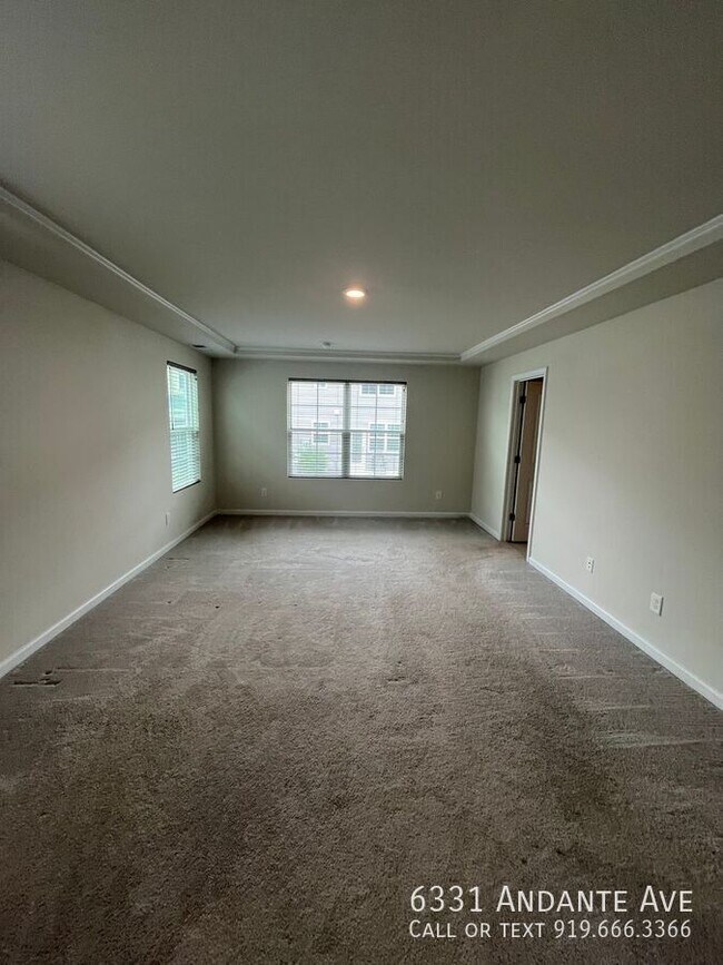 Building Photo - 6331 Andante Ave