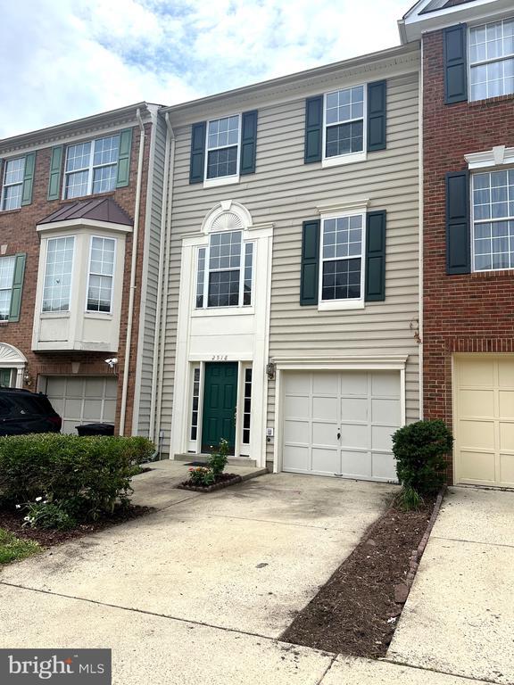 Building Photo - 2518 James Maury Dr