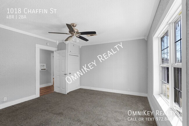 Building Photo - 1018 Chaffin St