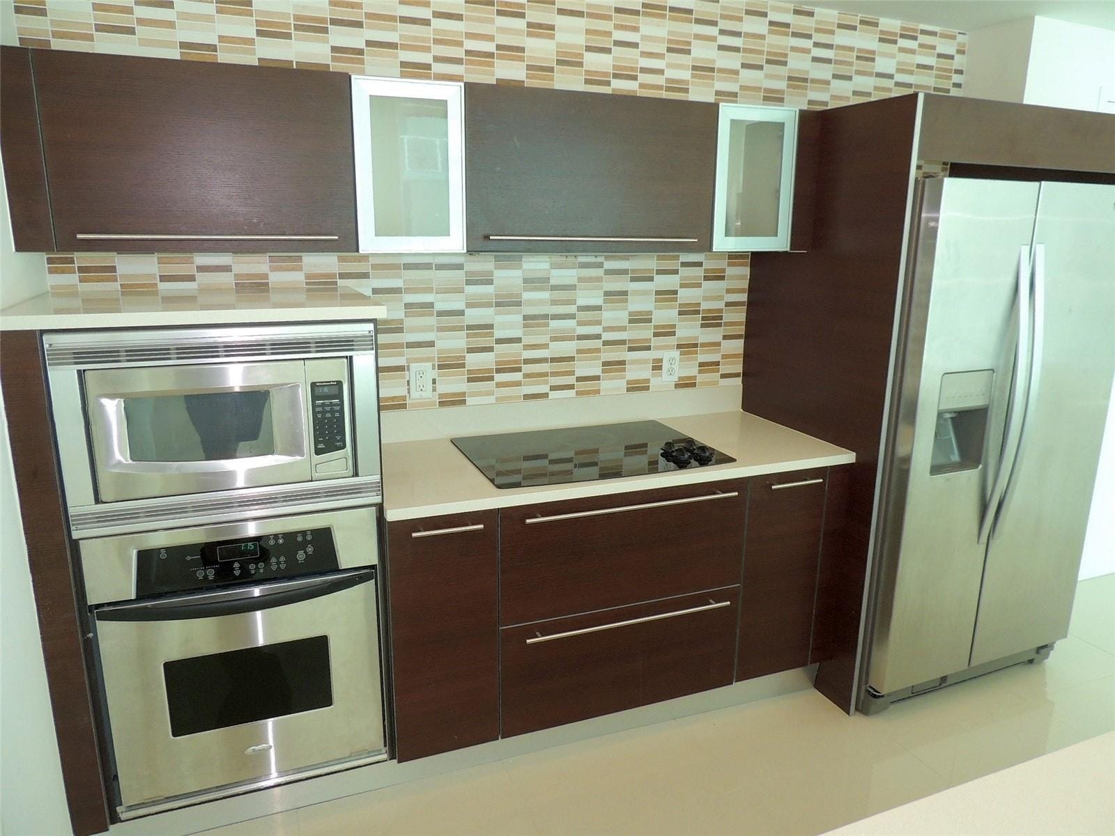 Building Photo - 1900 N Bayshore Dr