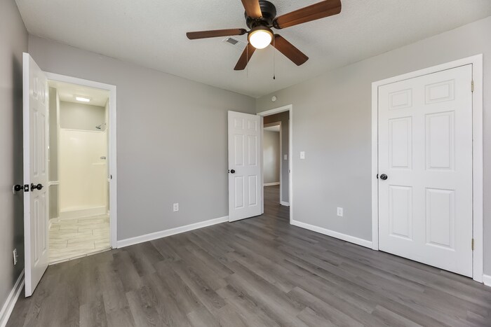 Building Photo - 111 Palamon St