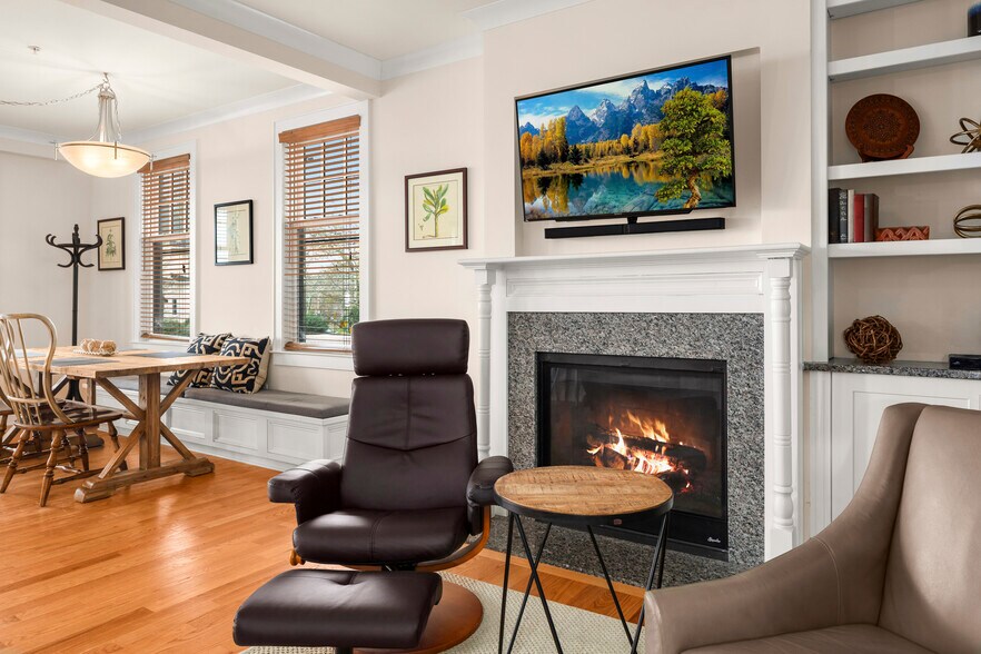 Gas Logs Perfect To Cozy Up To This Winter! - 279 E Chestnut St