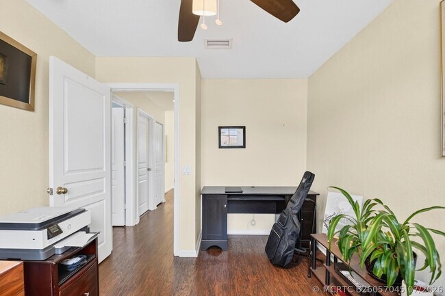 Building Photo - 5018 Starblaze Dr
