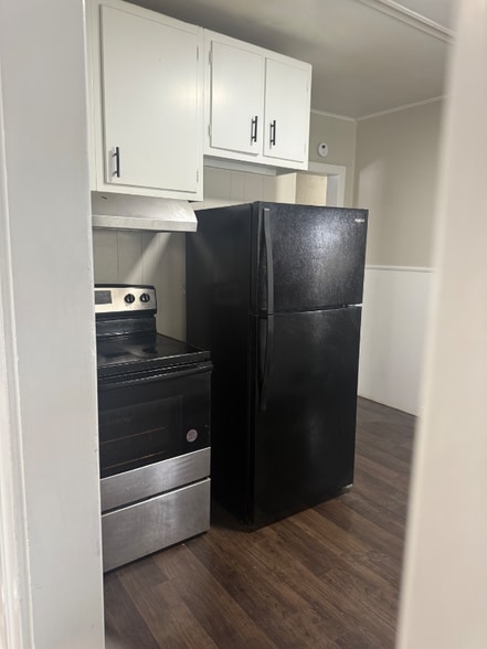 Building Photo - 621 Florence Ave