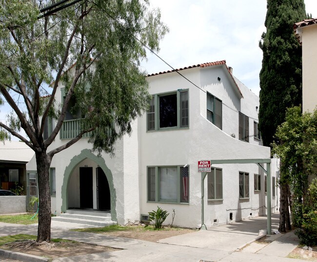 Primary Photo - 432-440 Walnut Ave