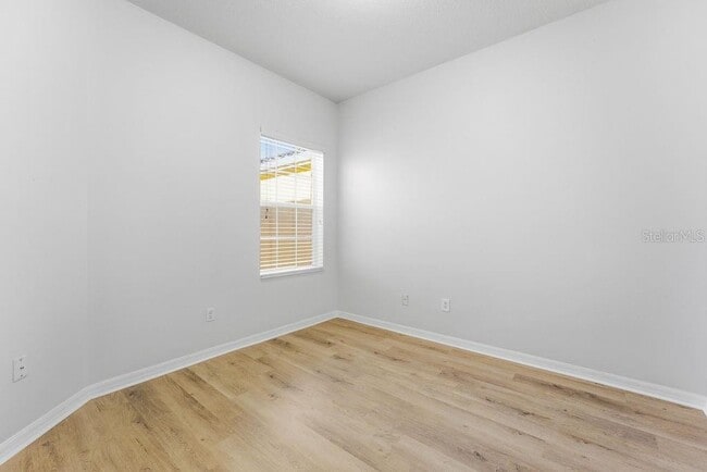 Building Photo - 2795 Oakwater Dr