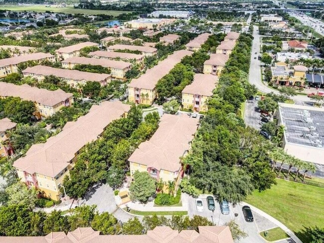 Building Photo - 3507 Shoma Dr