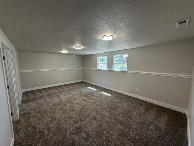 Building Photo - 3426 W 5300 S