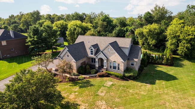 Building Photo - 9069 Emerson Dr