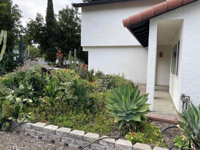 Building Photo - 1738 Hilo Dr