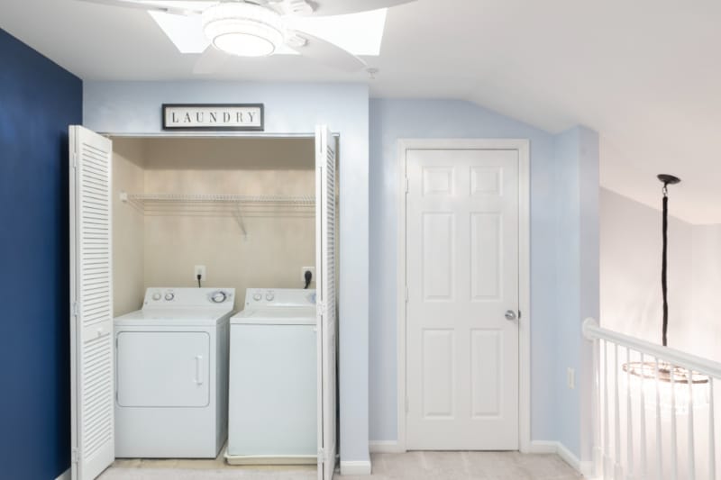 Building Photo - 11351 Aristotle Dr