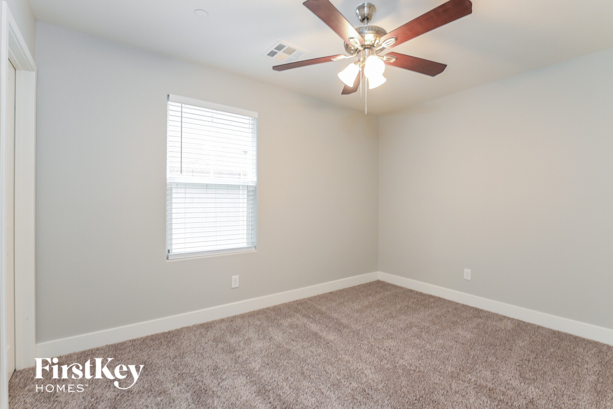 Building Photo - 868 N Water St