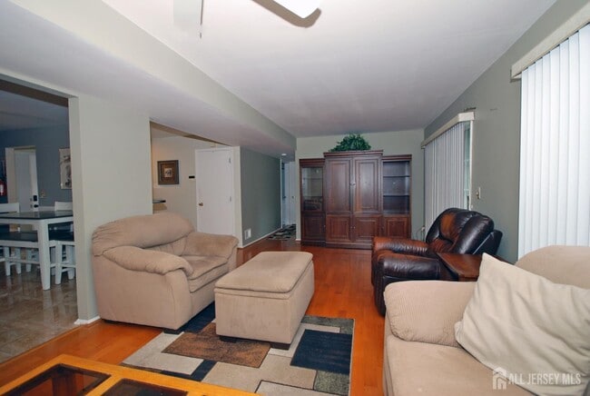 Building Photo - 1101 Stony Brook Way