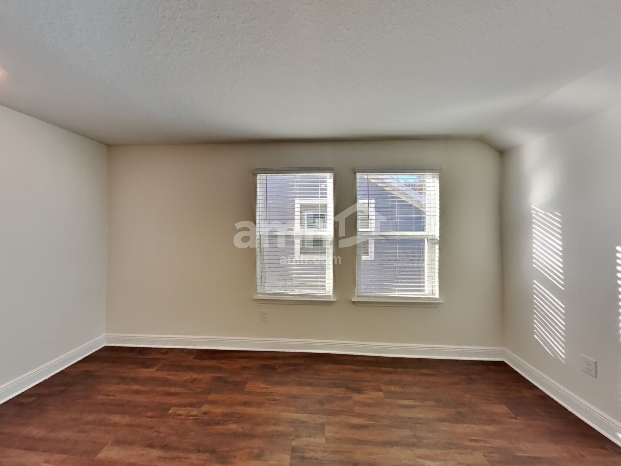 Building Photo - 6331 Emerald Hls Wy