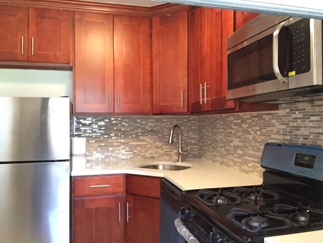 Building Photo - 6125 98th St