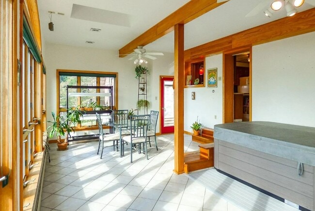 Building Photo - Coming Soon- Charming 3 Bedroom, 2.5 Bath ...