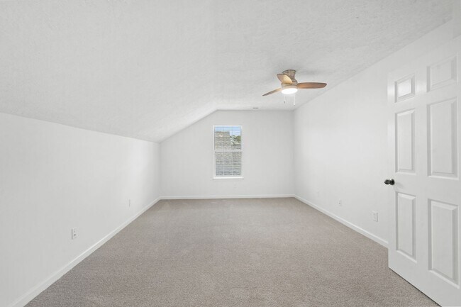 Building Photo - Gorgeous Totally Remodeled 3/3 w/ 2 Car Garage in Surfside-Small Dog Permitted