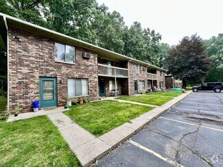 Building Photo - Two Bedroom Apartment in Portage