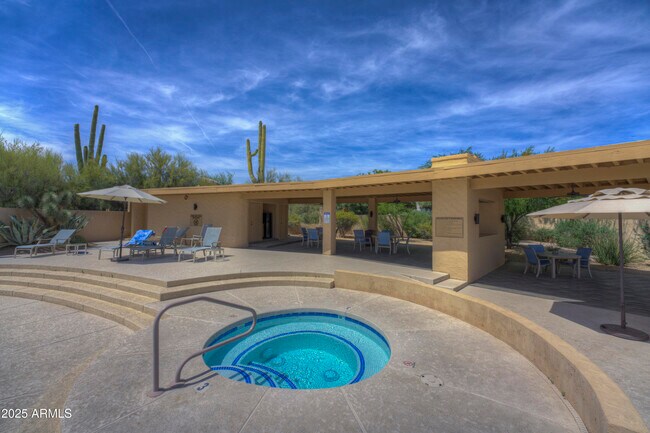 Building Photo - 1103 Ocotillo Cir